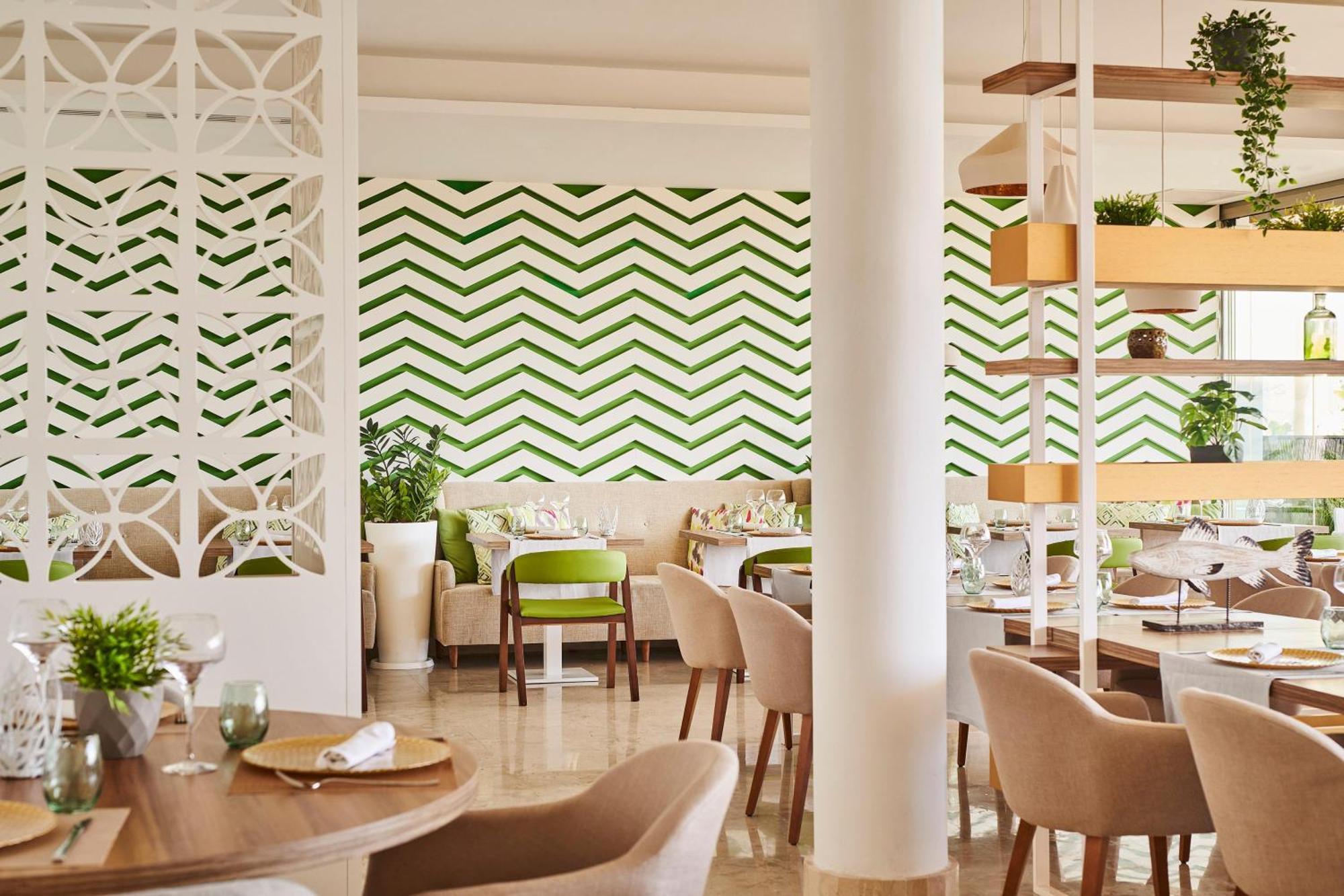 Appart hôtel Zafiro Palace Alcudia Port d'Alcúdia